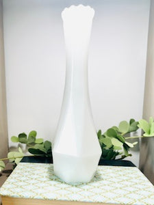 Vintage milk glass vase, scalloped rim